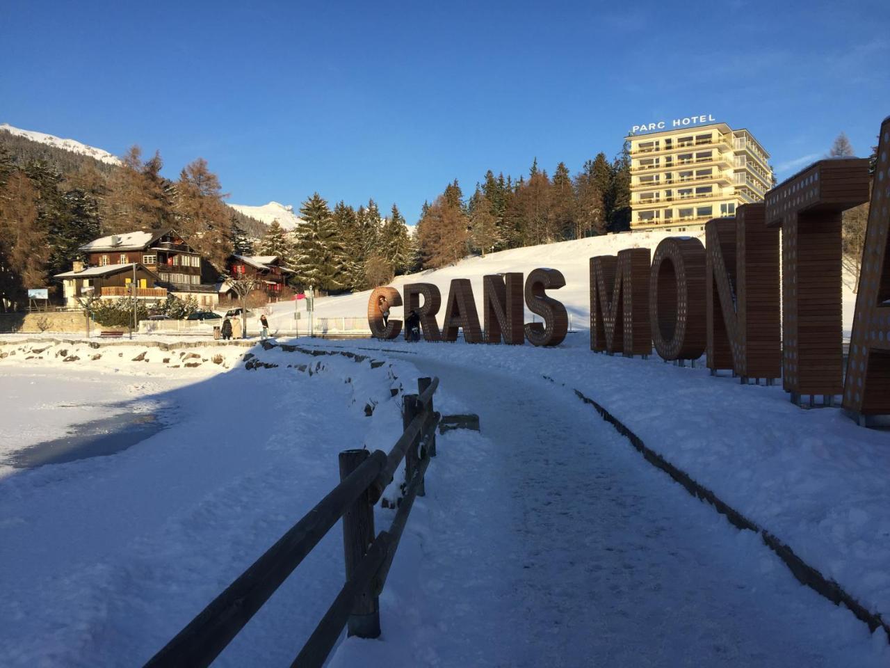 Plein Centre, Ski A Pied, Vue, Calme 크란스몬타나 외부 사진